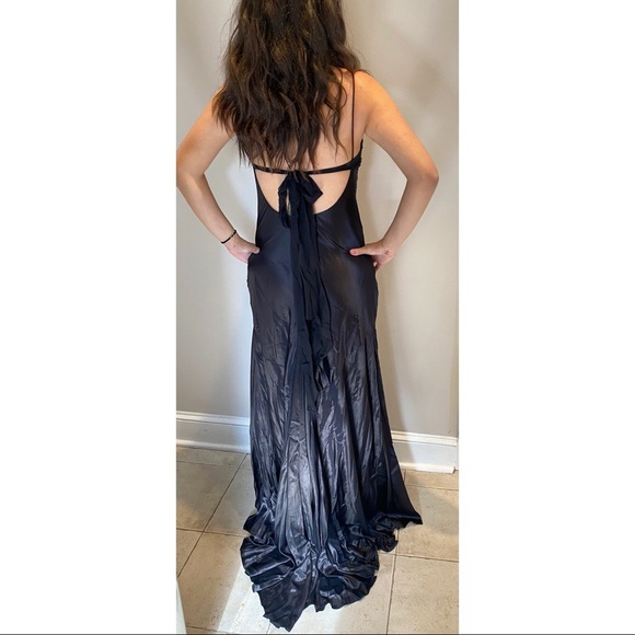 Jovani Silk Gown - Picture 3 of 4